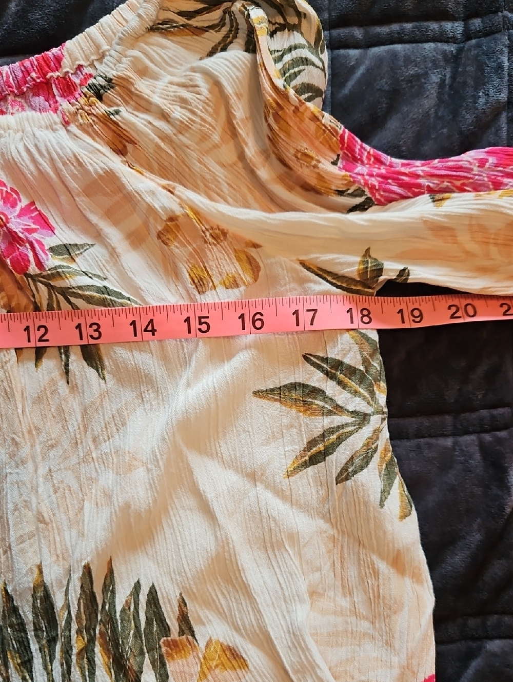 Billabong Floral Off Shoulder Crop Top Boho Crinkle Peasant Blouse M - Picture 8 of 10
